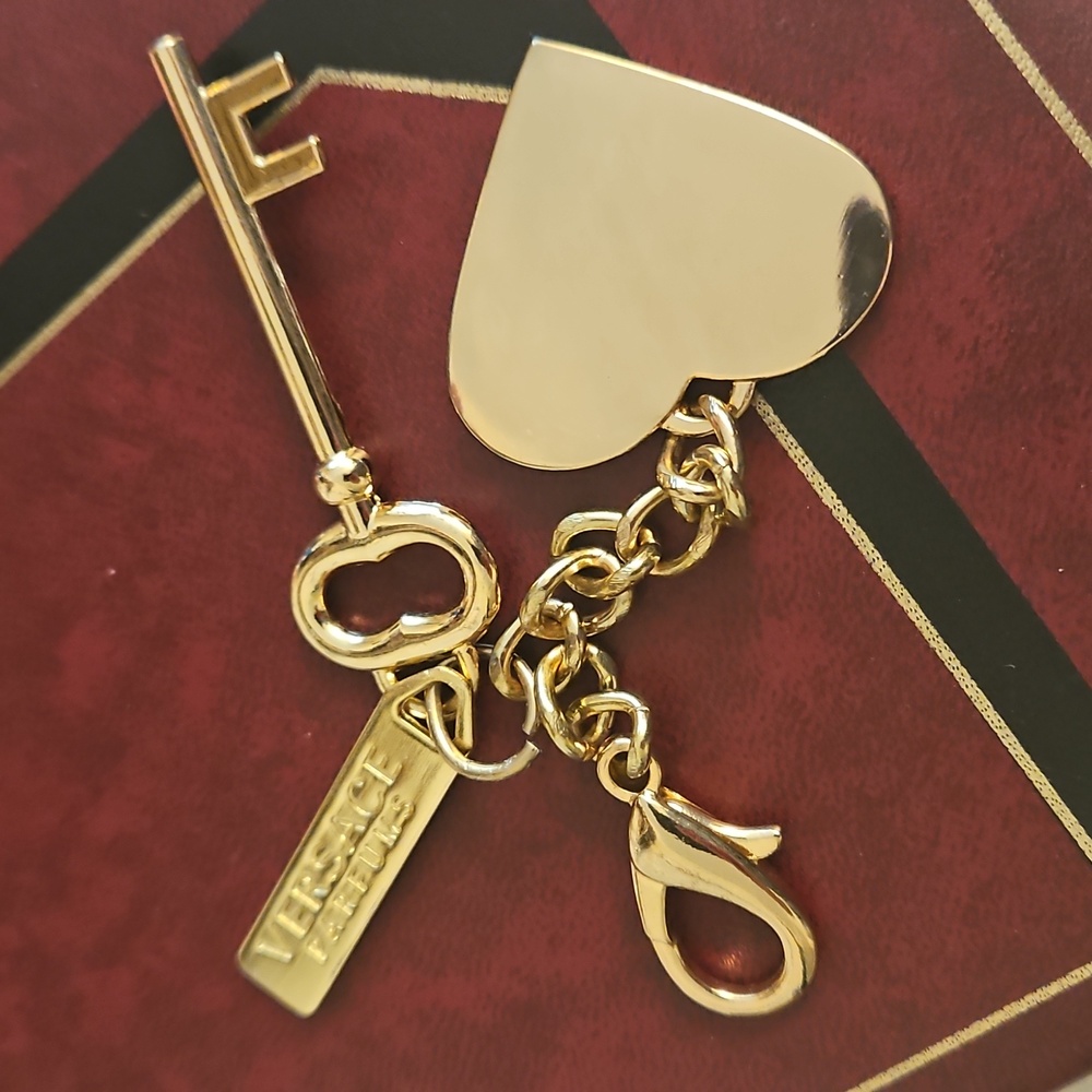Versace Parfums Keychain. - Picture 3 of 4